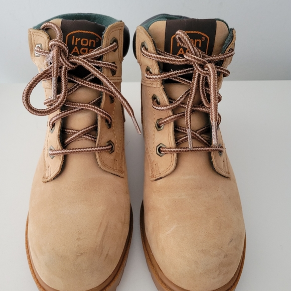 SAFETY BOOTS. Iron Age Safety Boots. Size 5 - Picture 2 of 12